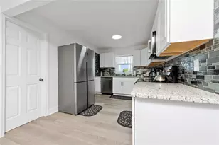 52 N York Rd, Avon Park, FL 33825 - Photo 10