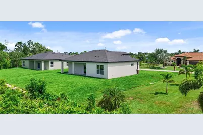 13639 Begonia Circle, Port Charlotte, FL 33981 - Photo 32