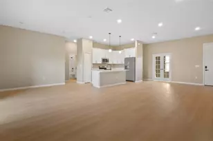 13639 Begonia Cir, Port Charlotte, FL 33981 - Photo 10