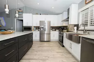 424 Meadow Green Dr, Davenport, FL 33837 - Photo 10