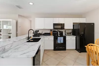 1639 Campos Drive, The Villages, FL 32162 - Photo 10