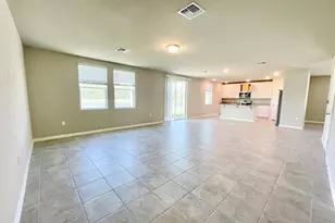 535 Amadoras Wy, Saint Cloud, FL 34771 - Photo 4