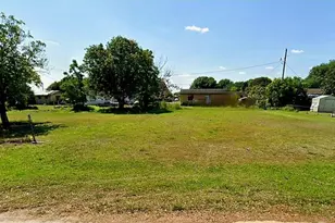 1020 Kentucky Ave, Clewiston, FL 33440 - Photo 1