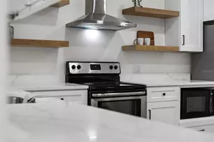 214 E 18th St, Sanford, FL 32771 - Photo 8