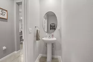 170 Mangrove Shade Cir, Apollo Beach, FL 33572 - Photo 4