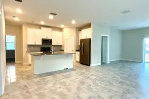 1312 Oak Crest St, Davenport, FL 33837 - Photo 4