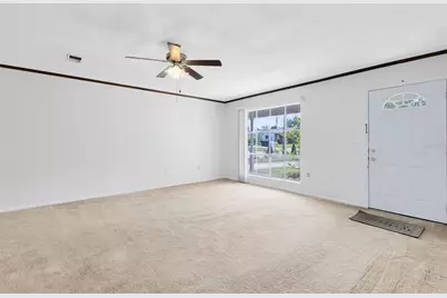 2030 Europe Court, Orlando, FL 32807 - Photo 8