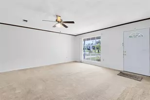 2030 Europe Ct, Orlando, FL 32807 - Photo 8