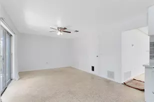 2030 Europe Ct, Orlando, FL 32807 - Photo 10