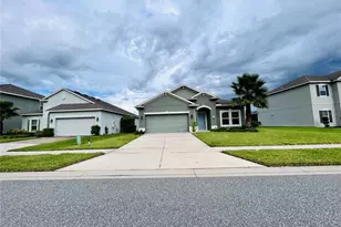 1813 Castleton Dr, Saint Cloud, FL 34771 - Photo 2