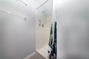 1037 Lake Berkley Dr, Kissimmee, FL 34746 - Photo 20