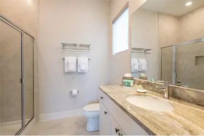 1002 Jack Nicklaus Court, Kissimmee, FL 34747 - Photo 38