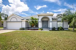 36731 Tropical Wind Ln, Grand Island, FL 32735 - Photo 1
