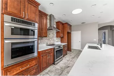 9195 Chandler Drive, Groveland, FL 34736 - Photo 8