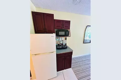 7900 S Orange Blossom Trail #2089, Orlando, FL 32809 - Photo 4