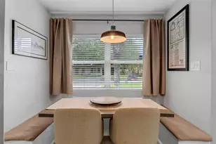 1605 Florinda Dr, Orlando, FL 32804 - Photo 10