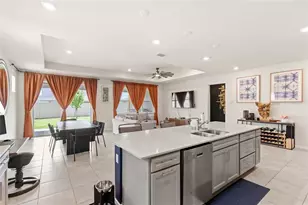 2570 Autumn Peace Dr, Kissimmee, FL 34744 - Photo 14