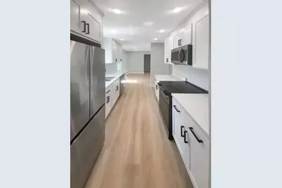 7812 N 53rd Street, Tampa, FL 33617 - Photo 14