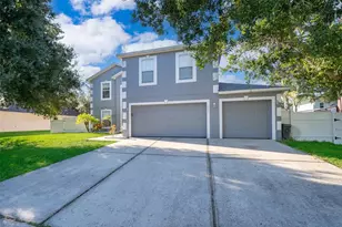 1040 Tawny Eagle Dr, Groveland, FL 34736 - Photo 2