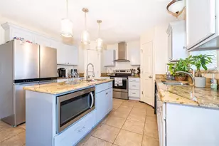 1040 Tawny Eagle Dr, Groveland, FL 34736 - Photo 14