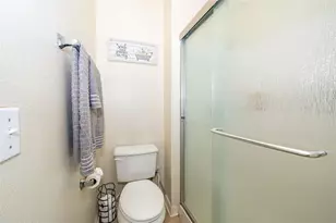 1040 Tawny Eagle Dr, Groveland, FL 34736 - Photo 26