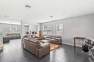 10048 Stratford Pointe Ave, Orlando, FL 32832 - Photo 4