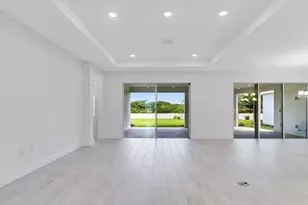 899 Arbor Green Trail, Saint Cloud, FL 34771 - Photo 4