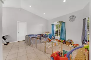 623 Oakpark Loop, Davenport, FL 33837 - Photo 10