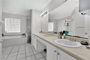 623 Oakpark Loop, Davenport, FL 33837 - Photo 12