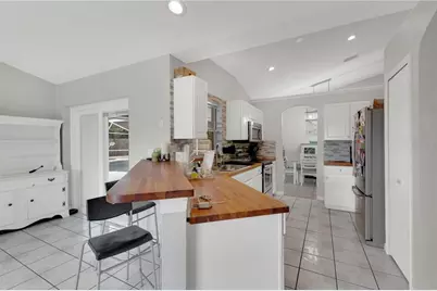 623 Oakpark Loop, Davenport, FL 33837 - Photo 6