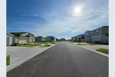 2441 Oakwood Lane, Davenport, FL 33837 - Photo 2