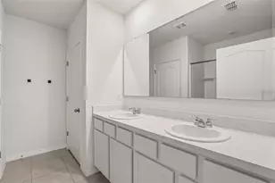 935 August Sky Dr, Deltona, FL 32738 - Photo 18