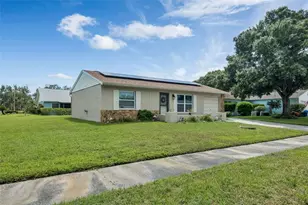 3900 105th Ave N, Clearwater, FL 33762 - Photo 4