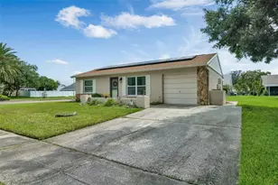 3900 105th Ave N, Clearwater, FL 33762 - Photo 4