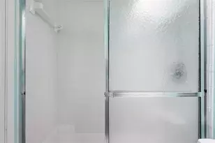 552 Windmeadows St, Altamonte Springs, FL 32701 - Photo 32