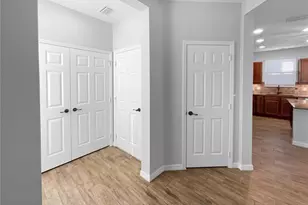 363 Alcove Dr, Groveland, FL 34736 - Photo 10