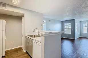 2210 Grand Cayman Ct, Kissimmee, FL 34741 - Photo 10