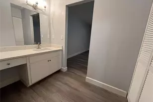 314 Spring Lakes Blvd, Bradenton, FL 34210 - Photo 10