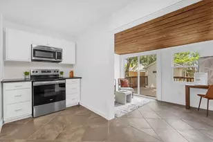 1710 Haven Dr, Orlando, FL 32803 - Photo 10