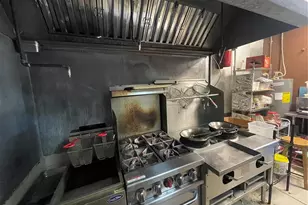 5545 Roosevelt Blvd, Largo, FL 33760 - Photo 4