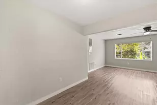 930 NE 14th Ave, Ocala, FL 34470 - Photo 6