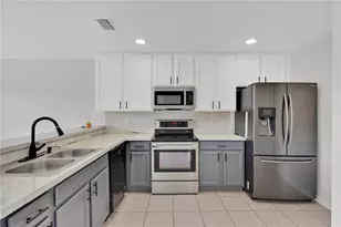 540 Cresting Oak Cir, Orlando, FL 32824 - Photo 2