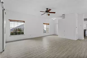 5673 Parkview Lake Dr, Orlando, FL 32821 - Photo 10