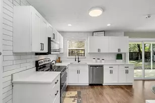 10420 Groton St, Orlando, FL 32817 - Photo 4