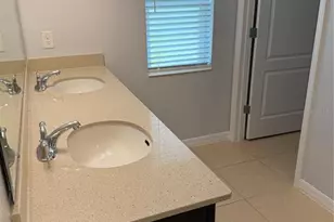 9511 Oglethorpe Dr, Groveland, FL 34736 - Photo 10