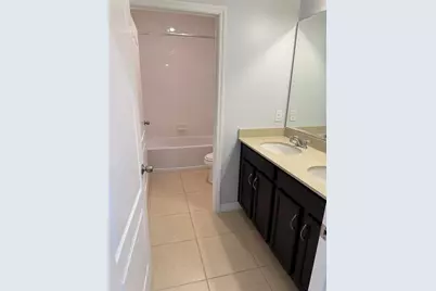 9511 Oglethorpe Drive, Groveland, FL 34736 - Photo 16