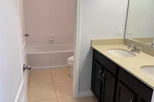 9511 Oglethorpe Dr, Groveland, FL 34736 - Photo 16