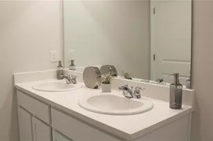 8412 Gower Trl, Wildwood, FL 34785 - Photo 10