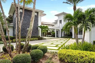 9721 Carillon Park Dr, Windermere, FL 34786 - Photo 2