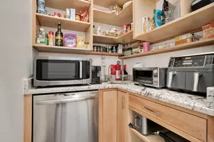 8364 Via Vittoria Way, Orlando, FL 32819 - Photo 18